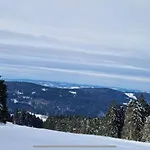 Apartman Emilia - Einzigartige Lage, Pools, Sauna *