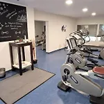 Emilia - Einzigartige Lage, Pools, Sauna *